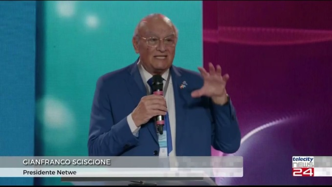 Gianfranco Sciscione presenta il suo libro al Salone del Libro di Torino. Oggi ospite di Filo Diretto