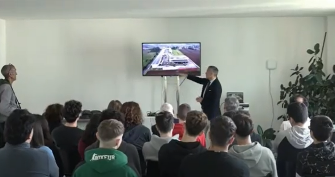 “Pmi day”: studenti in visita in un’azienda agroalimentare di San Giuliano