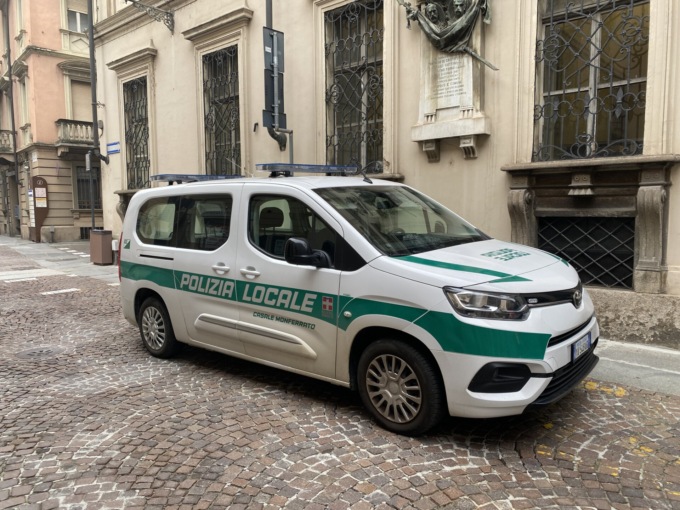 Casale Monferrato: litiga con un turista e gli danneggia l’auto, individuato il colpevole