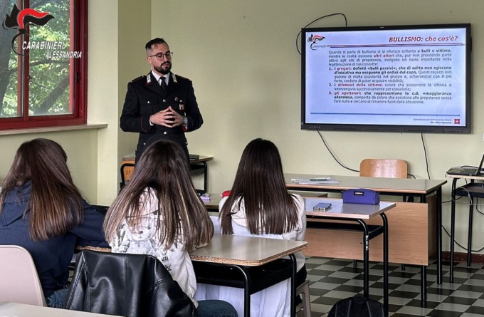Tortona, Carabinieri al Marconi per diffondere la “cultura della legalità”