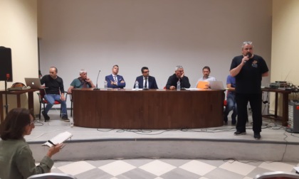 Fanghi nelle valli del Piota e del Gorzente: in un'assemblea pubblica le rassicurazioni di Iren