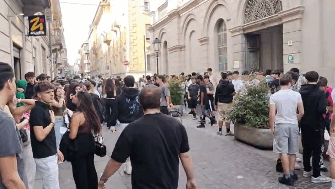 Ultimo giorno di scuola, tra voglia di vacanza e attesa per la maturità