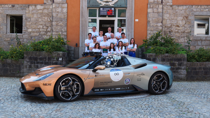 Progetto AIDA alla 1000 Miglia 2025: quattro veicoli elettrici per raccontare la mobilità del futuro
