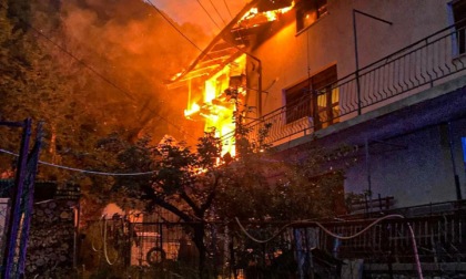 Salbertrand, Vigili del Fuoco all'opera per un incendio in un'abitazione