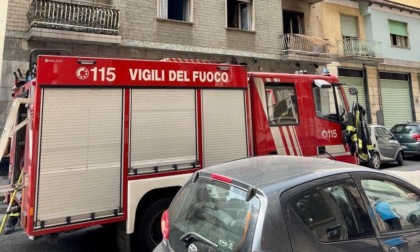 Torino, intervento dei Vigili del Fuoco in via Crevacuore per incendio