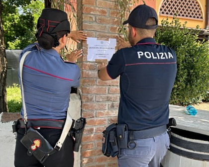 Risse e aggressioni in un locale di Isola Sant’Antonio: scatta la chiusura per un mese