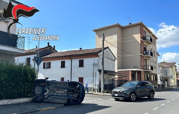 Alessandria, arresto dei Carabinieri per atti persecutori dopo pericolosa fuga in auto