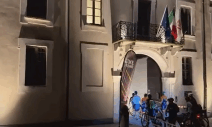 Successo per la Bike Night Milano-Arona