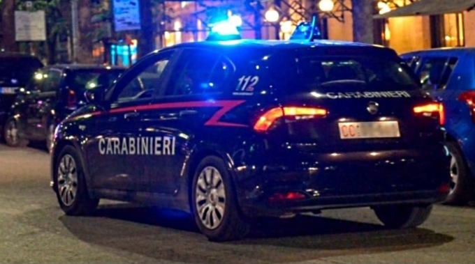 Rapina con un coltello dei ragazzi in centro: arrestato 16enne ad Alessandria