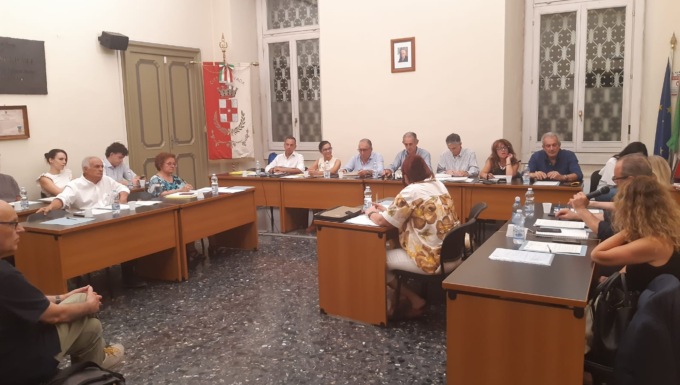 Variazioni di bilancio, canile, asilo nido al centro del consiglio comunale di Ovada