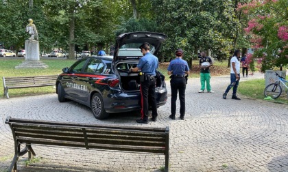 Controlli zone rosse ad Alessandria: due denunce per furto e rapina e un 28enne segnalato per droga