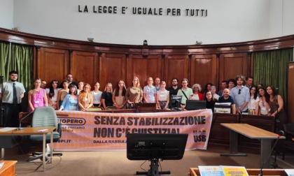 Protesta lavoratori del tribunale di Alessandria: "No ad una giustizia precaria"