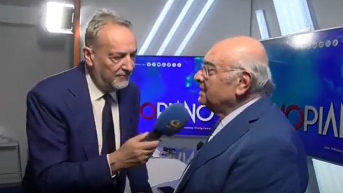Ospite di Claudio Brachino, il presidente di Netweek Gianfranco Sciscione presenta il suo libro