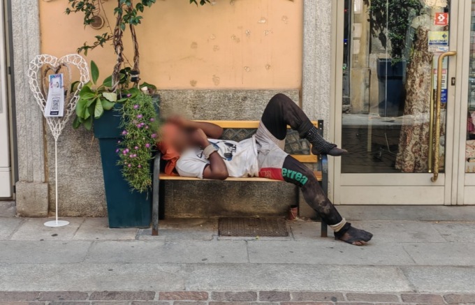 Degrado in zona rossa ad Alessandria: la segnalazione di un lettore