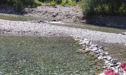 Ritrovato ordigno bellico lungo il torrente Borbera a Borghetto: area interdetta