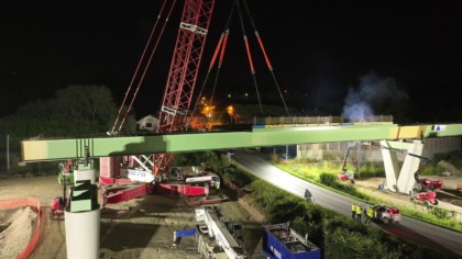 Asti-Cuneo, posa della campata del nuovo viadotto sulla SP 7