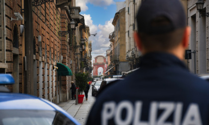 Alessandria, Polizia arresta scippatore seriale scappato a Genova