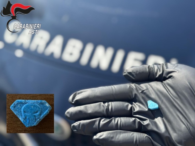 Sequestrata ad Asti la “Blue Punisher”, la nuova ecstasy più potente al mondo