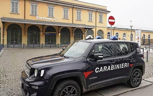 Tortona, due arresti dei Carabinieri per interruzione di pubblico servizio e resistenza a Pubblico Ufficiale