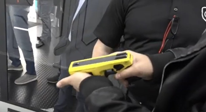 Taser: lo strumento di sicurezza che non piace a tutti