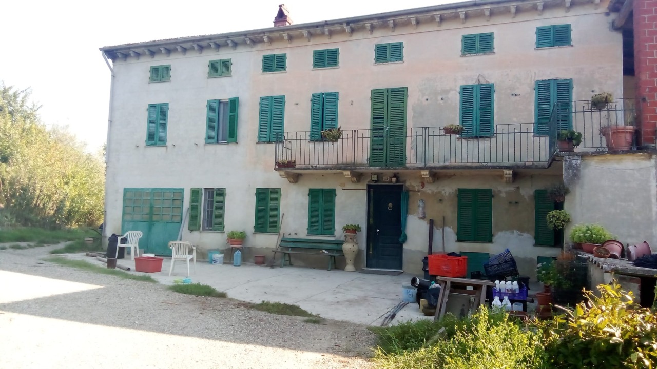 Muore bruciato il figlio di Pio Rinaldi, l’81enne scomparso da aprile a Lu Monferrato