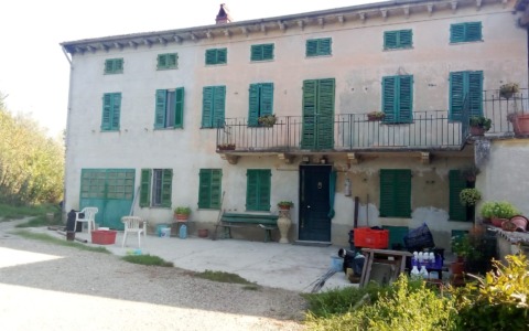 Muore bruciato il figlio di Pio Rinaldi, l’81enne scomparso da aprile a Lu Monferrato