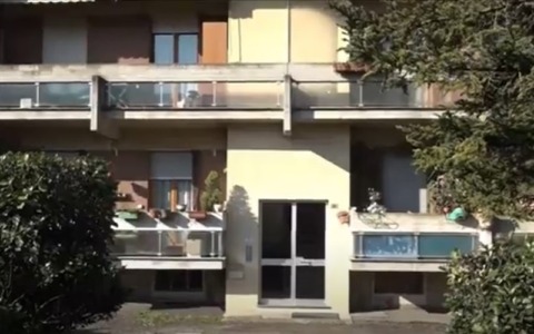 Coltellate a moglie e figlio: alleggerito il reato perché “la forza era blanda”