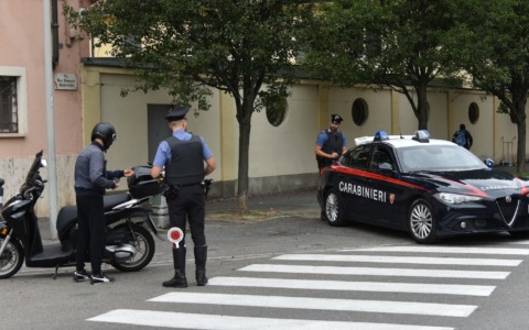 Controlli serrati a Tortona: denunce per spaccio e possesso armi e contravvenzioni