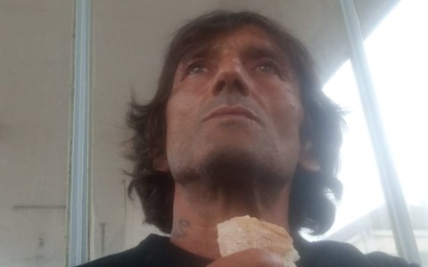 “Avrei dato la mia vita per la sua”: la commozione del soccorritore del 14enne in stazione a Novi