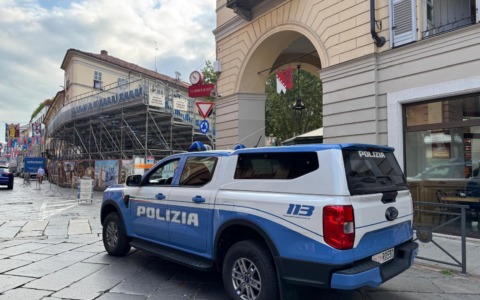 Palio di Asti: giovane malmenata e auto della troupe Rai derubata ad Asti