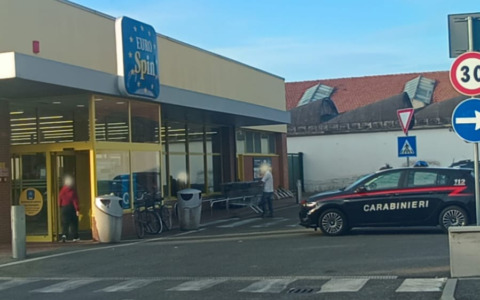 Rapina all’Eurospin di Novi Ligure, i sindacati: “Segno di un disagio sociale che non trova risposte adeguate”