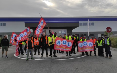 Sciopero al magazzino Rivalta Spedizioni, Adl Cobas: “Pratiche antisindacali della proprietà”