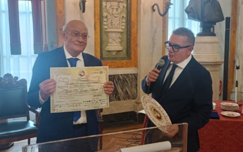 Al presidente del Gruppo Netweek Gianfranco Sciscione il Columbus International Award