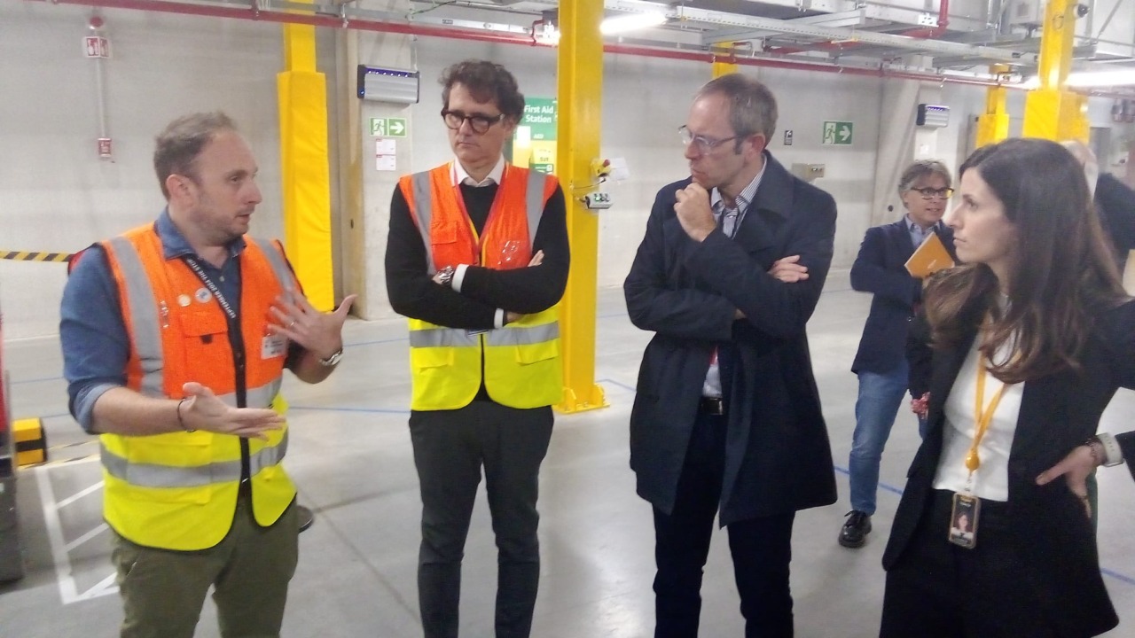Amazon da un anno in Alessandria: il gigante dell’e-commerce prevede altre 200 assunzioni