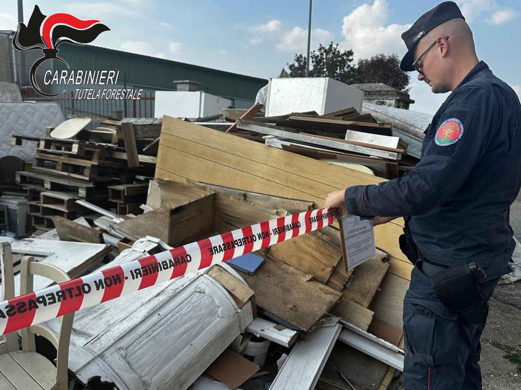 Raccolta e trasporto illegale di rifiuti a Balzola: sequestrato un autocarro e denunciato un 43enne