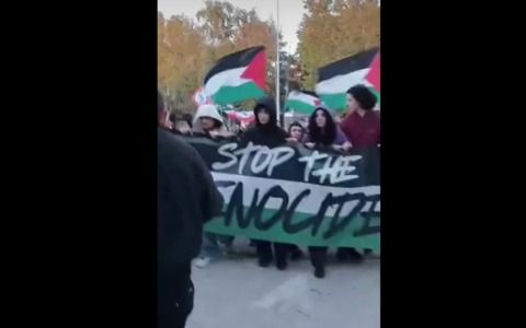 Alessandria: manifestanti pro Palestina tentano di entrare in stazione. Respinti dalla Polizia