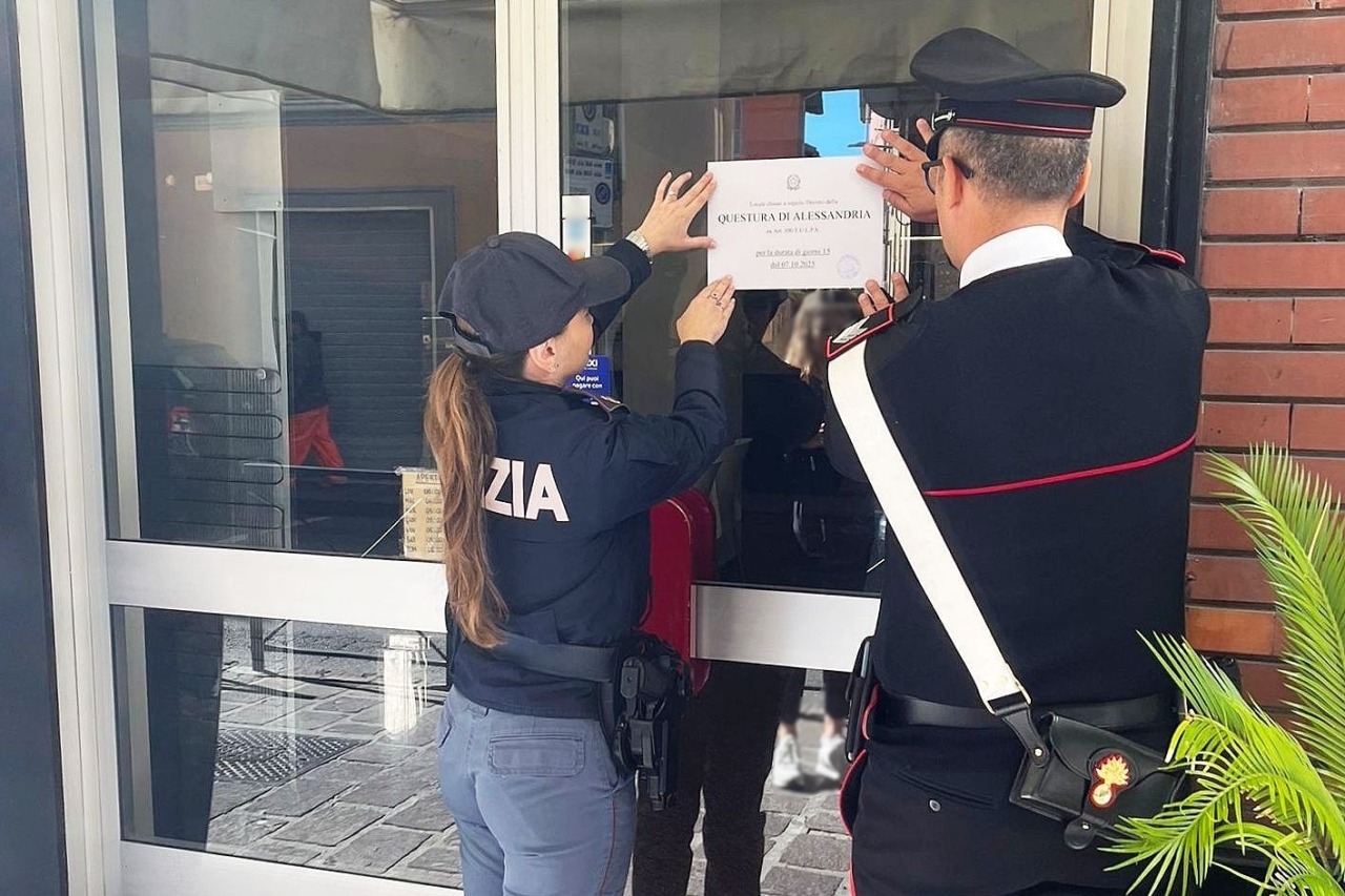 Risse e aggressioni in un locale di Serravalle Scrivia: sospesa la licenza per 15 giorni