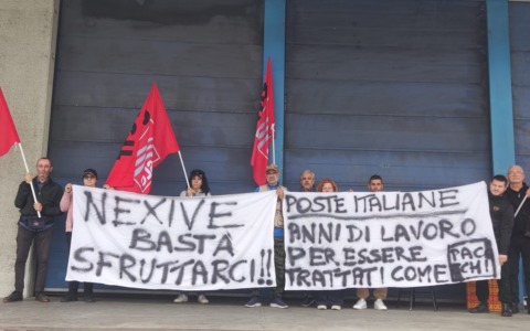 Lavoratori della Postalcoop di Grugliasco in sciopero: “Chiediamo certezze sul futuro”