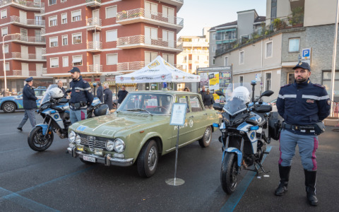 Alessandria, la partecipazione della Polizia di Stato a “Ruote nella Storia”