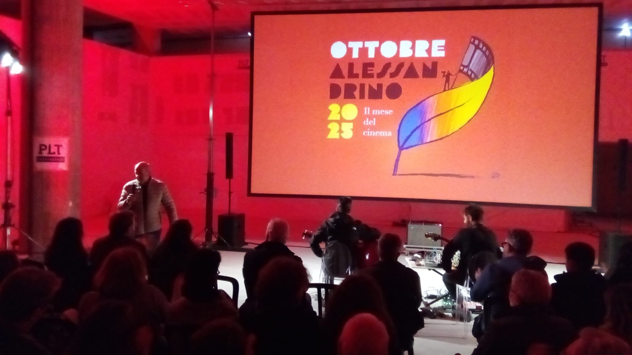 Riapre per una notte il foyer del Teatro Comunale di Alessandria