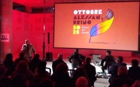 Riapre per una notte il foyer del Teatro Comunale di Alessandria