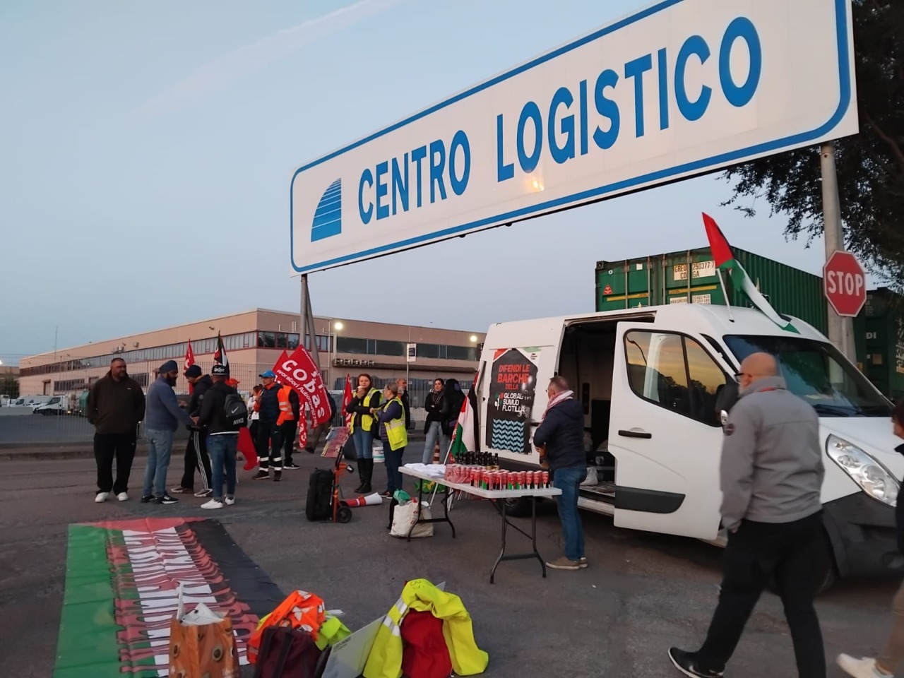 Bloccato il Centro Logistico di Tortona per lo sciopero pro Palestina