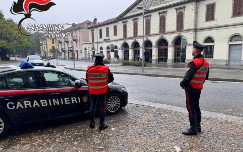Spacciavano vicino a scuole ed ospedali: smantellata rete di spaccio a Pinerolo