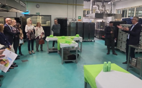 Più iscritti alle mense scolastiche di Alessandria, da gennaio la sperimentazione del self-service