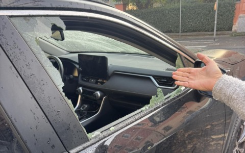 Auto danneggiate nella notte in diverse zone di Novi Ligure. Il sindaco: “Al lavoro per identificare i colpevoli”