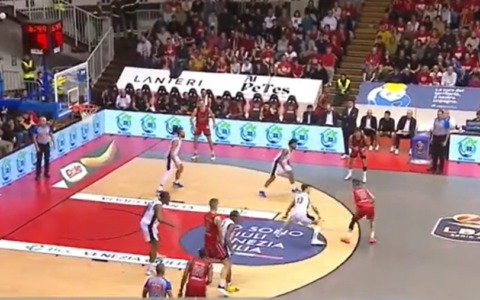 Turno infrasettimanale nefasto per il basket alessandrino