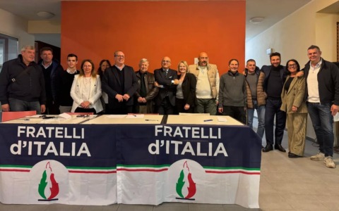 Il presidente provinciale di Fratelli d’Italia Federico Riboldi “battezza” il nuovo direttivo ovadese