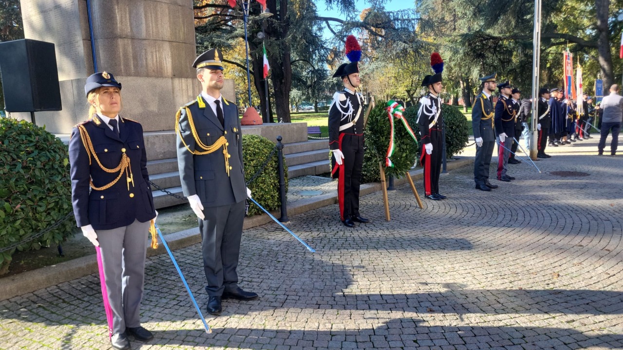 Commozione e momenti intensi per la festa delle Forze Armate ad Alessandria