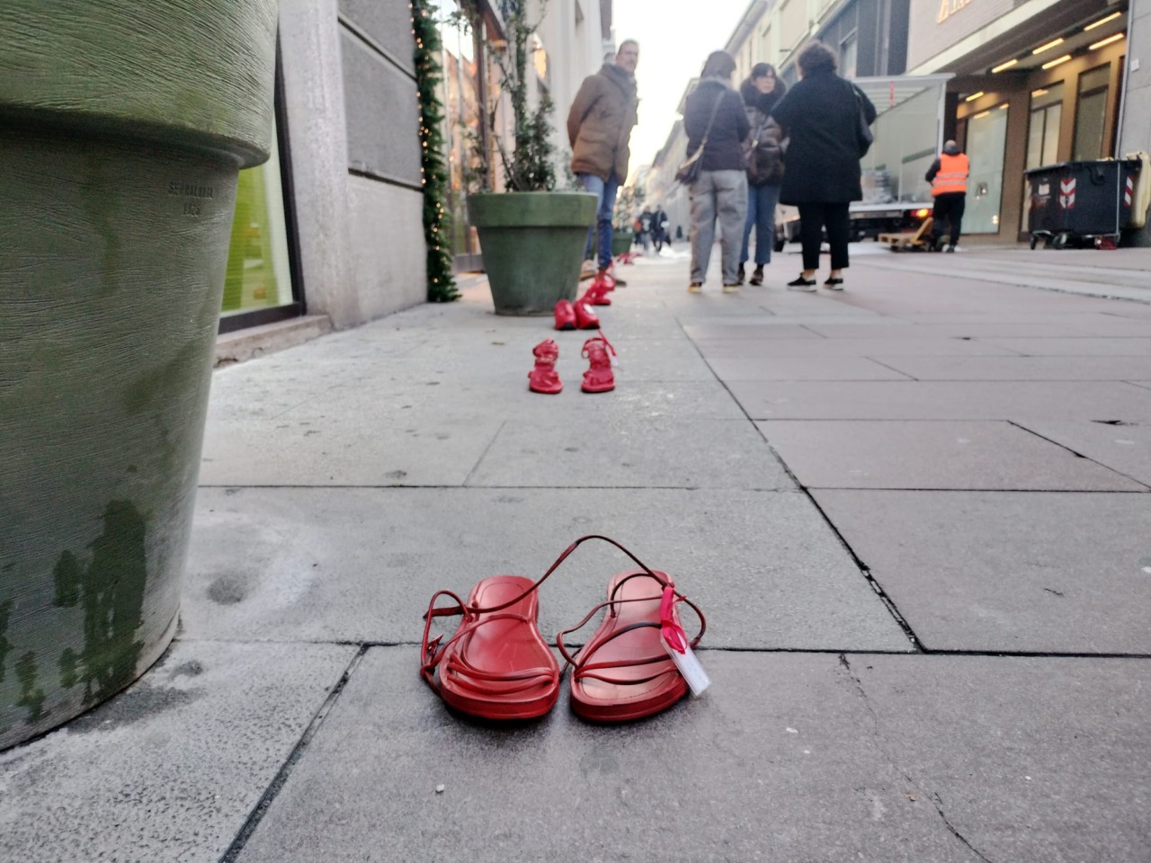 Alessandria “rompe la gabbia” della violenza sulle donne. Le iniziative di oggi