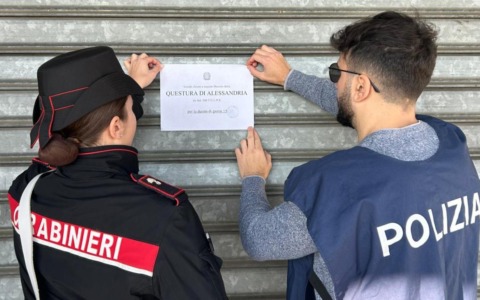 Ripetuti episodi di violenza in un locale di Sale: chiuso per 15 giorni